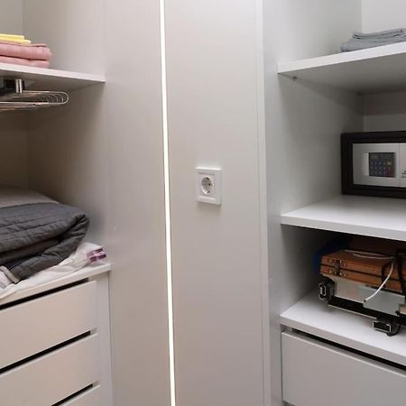 Unique Central 1 Bedroom Flat ソフィア エクステリア 写真