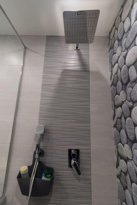 Unique Central 1 Bedroom Flat ソフィア エクステリア 写真
